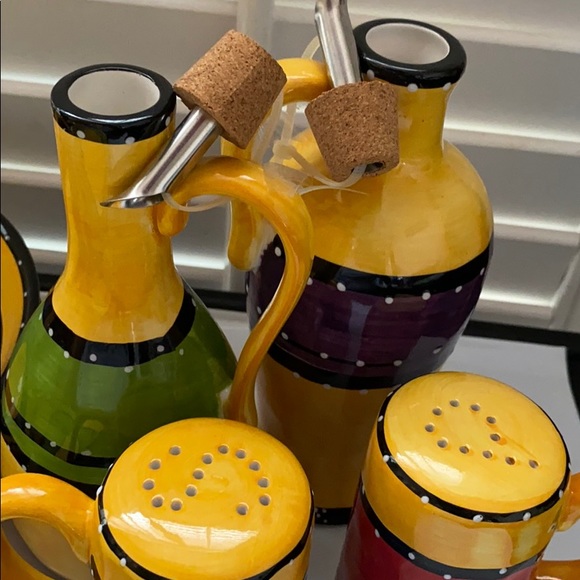 Tabletops Gallery  Bohemian Style Dishes - Picture 11 of 12